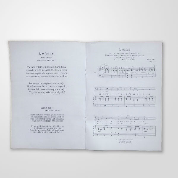 À MÚSICA, para canto e piano