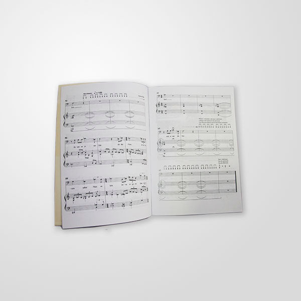 Amazonisches Triptykon para voz de barítono, piano e CD